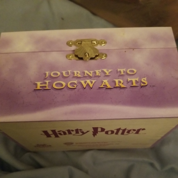 Hogwarts Harry Potter "Wizard's Waltz " Music Box Jewelry Box 2001. - Picture 3 of 11